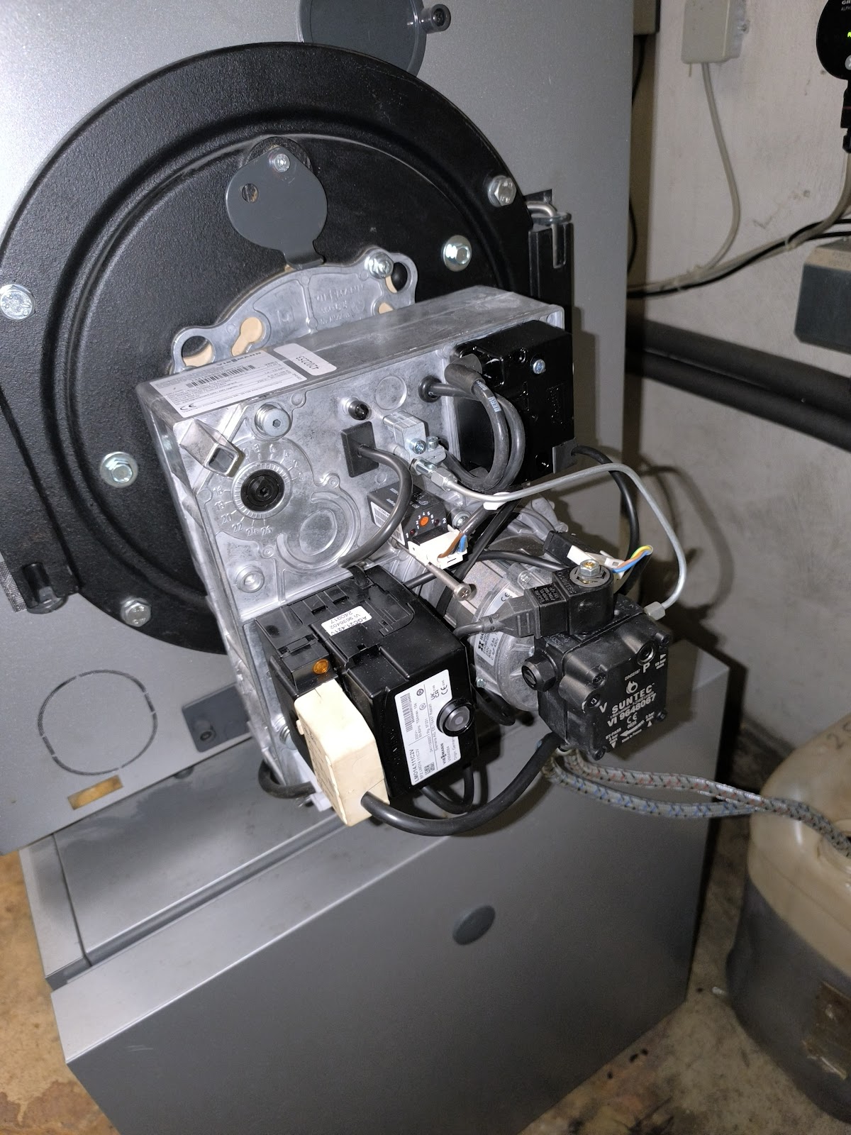698ec1223f670