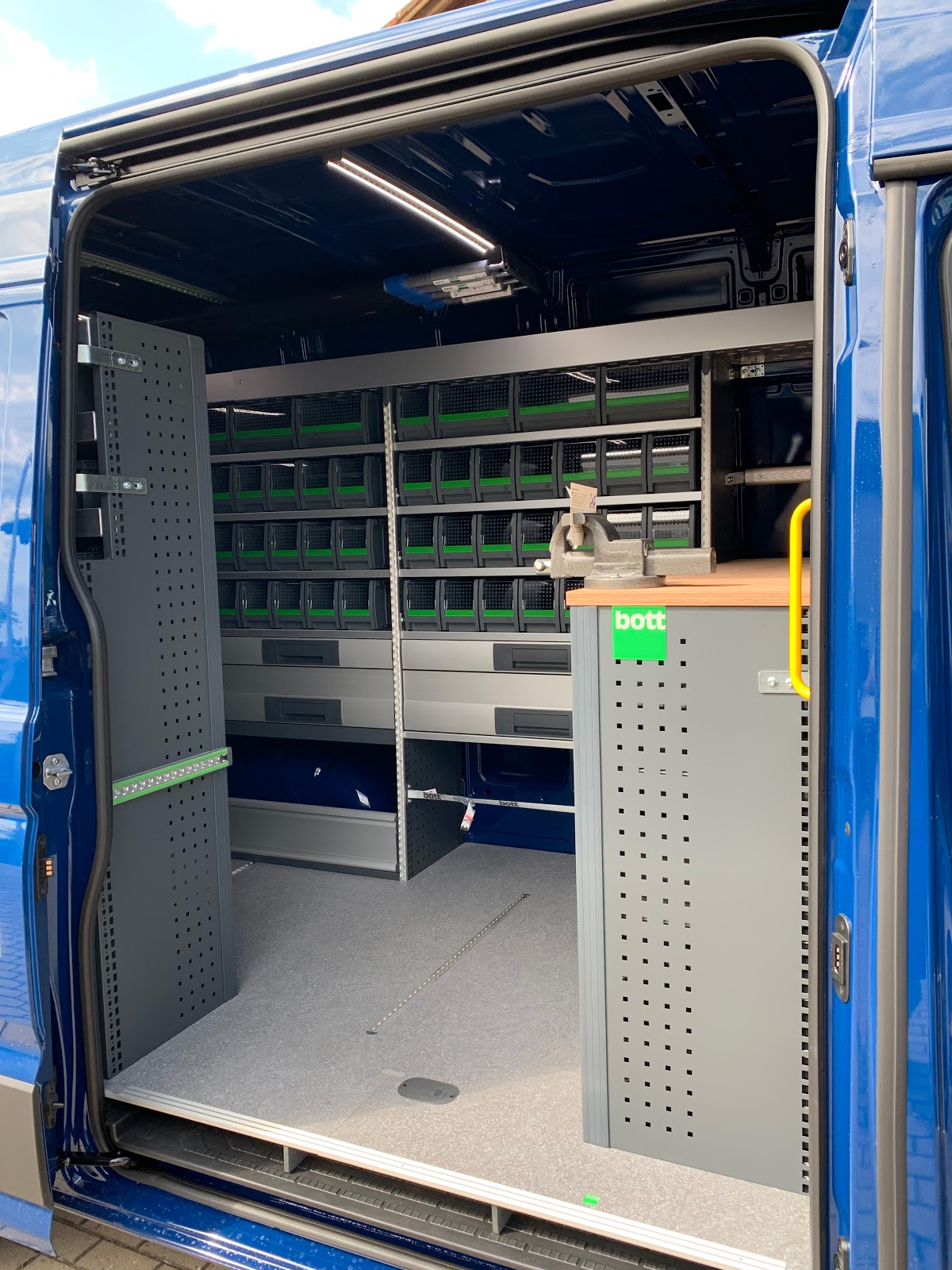 698ec645db38a